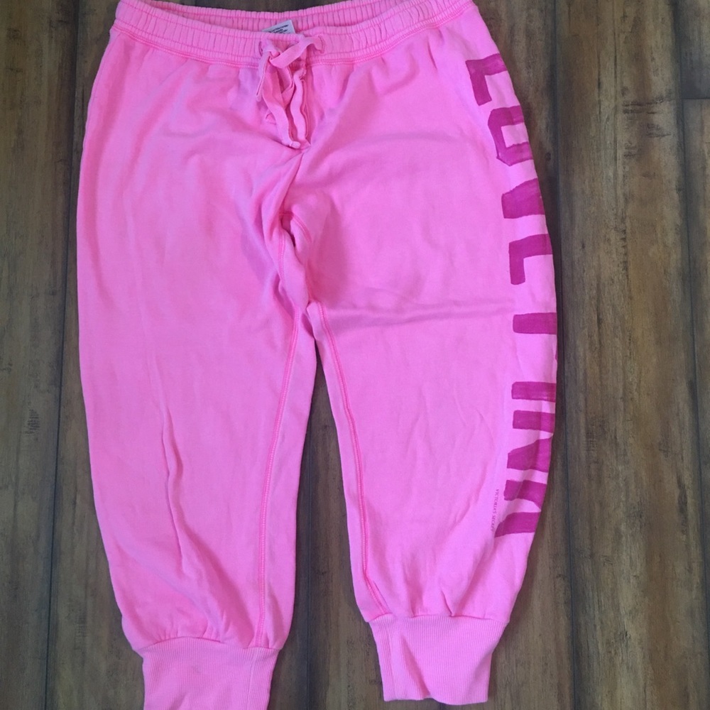 VS Pink Capri sweats